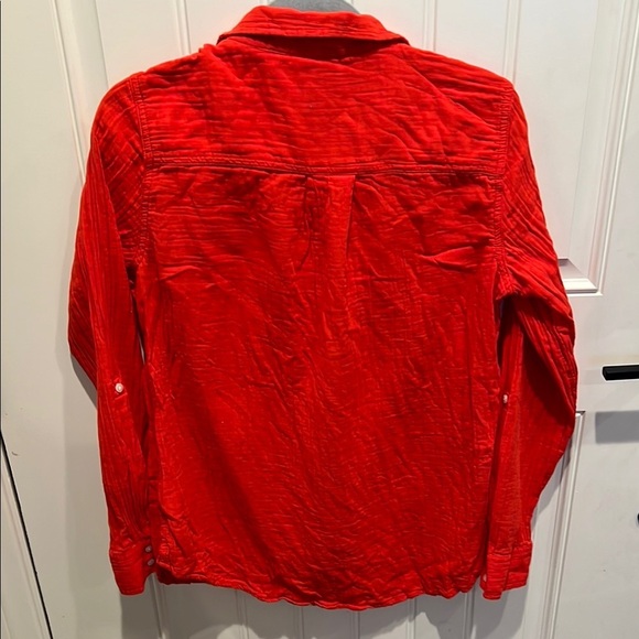 St. John's Bay Medium 100% cotton button up Vibrant Red Shirt - Picture 4 of 6